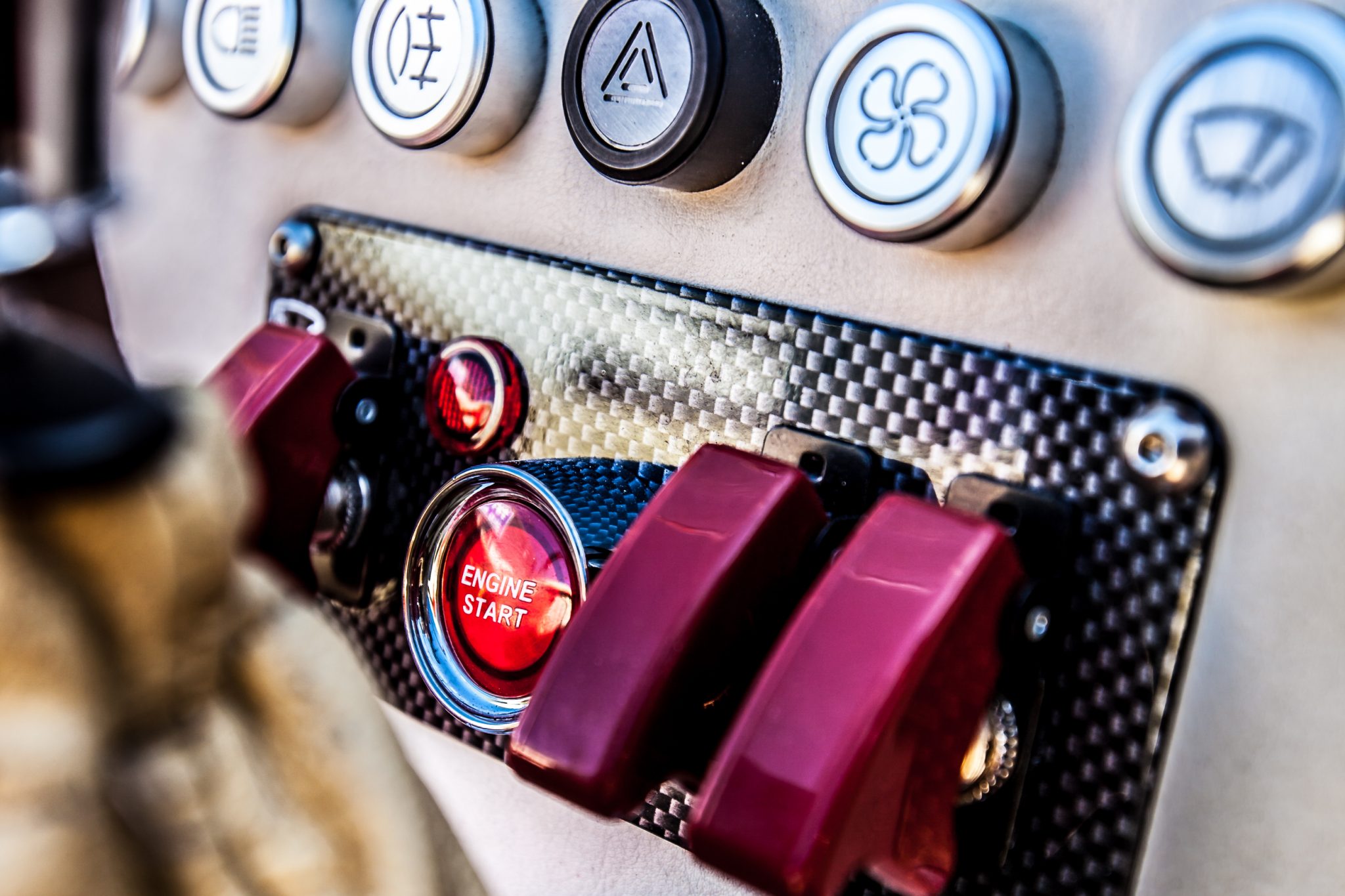 Pneus larges et suspensions sport : commandez en ligne des accessoires de tuning à prix avantageux Tuning