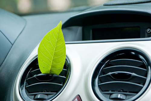 Feuille dans la climatisation