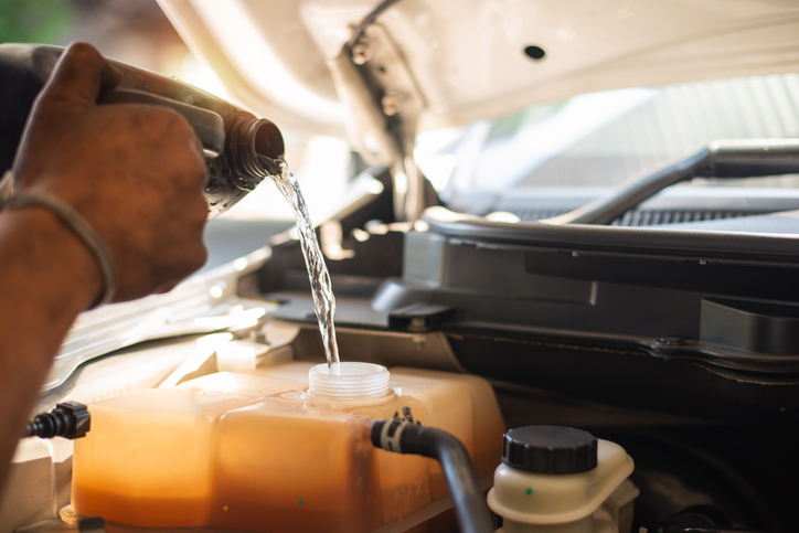 Liquide de refroidissement: changer et remplir le liquide dans votre voiture