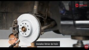 Pose de l’étrier disques de frein VW Passat B7