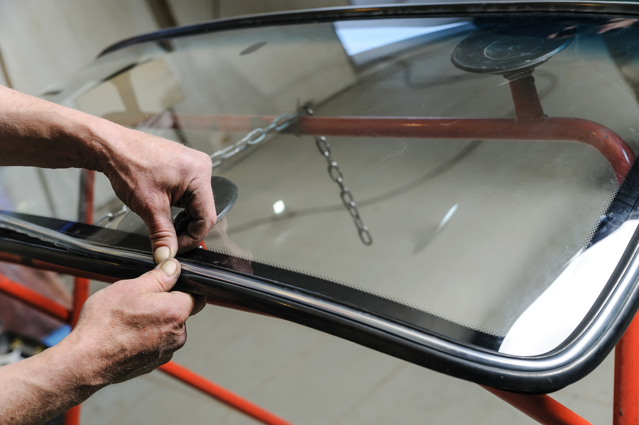 Comment réparer correctement les joints de porte de voiture? Comment faire!