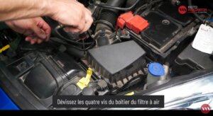 Changer le filtre à air de la Ford Fiesta 1.0 EcoBoost