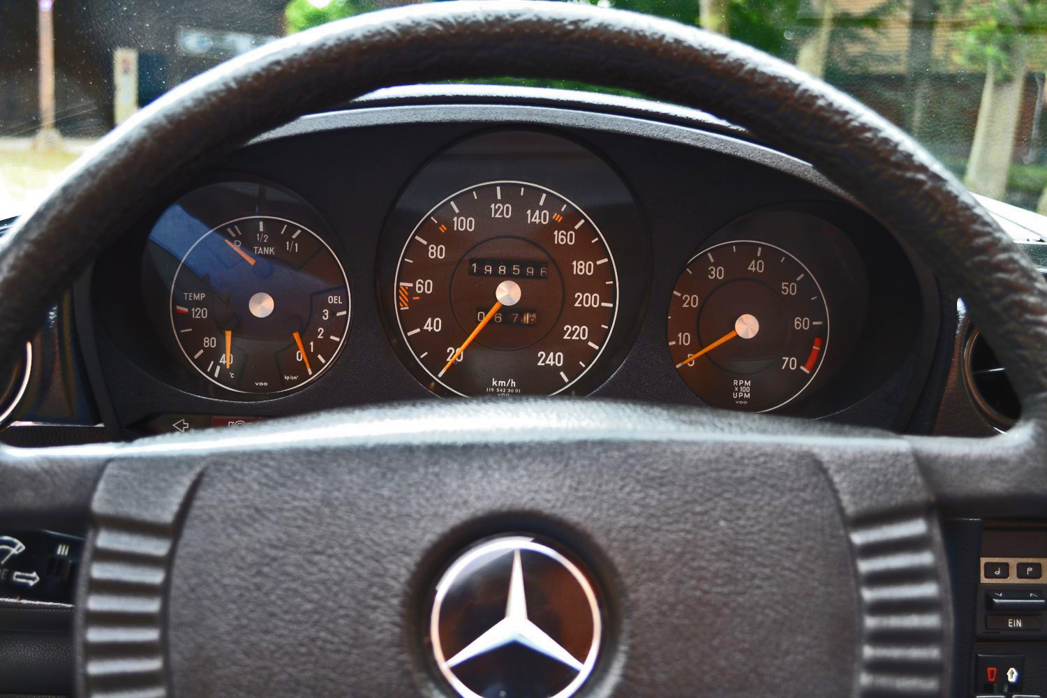 Mercedes